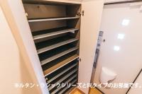 ※参考写真　同建築メーカー施工の同間取完成他物件のものです。色･設備等の違いがある場合がございますので、物件概要設備欄をご確認ください。